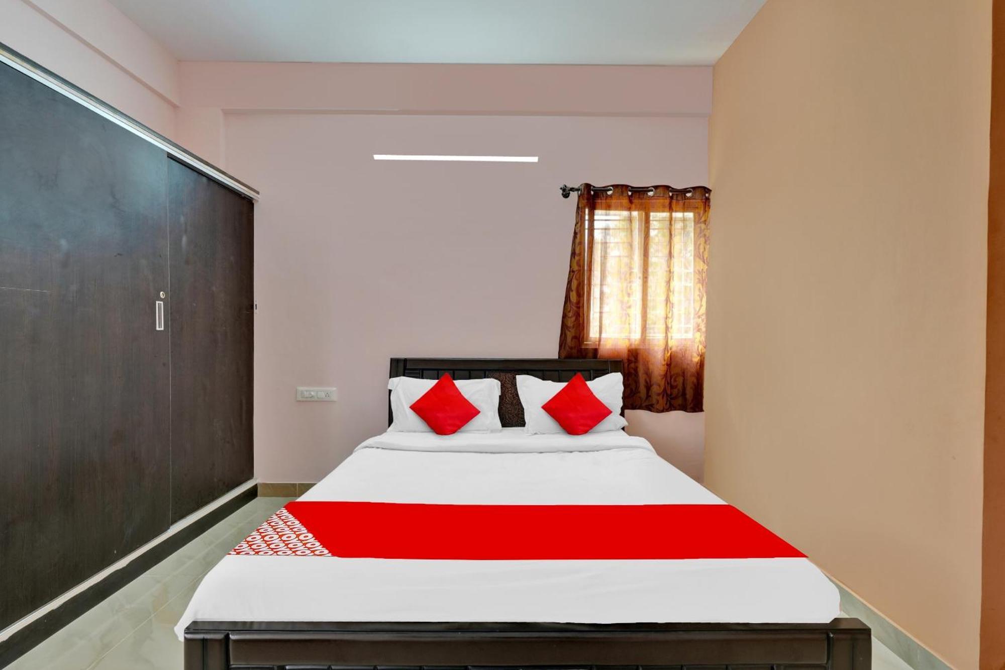 Spot On Sanjay Lodge Yelahanka Ngoại thất bức ảnh